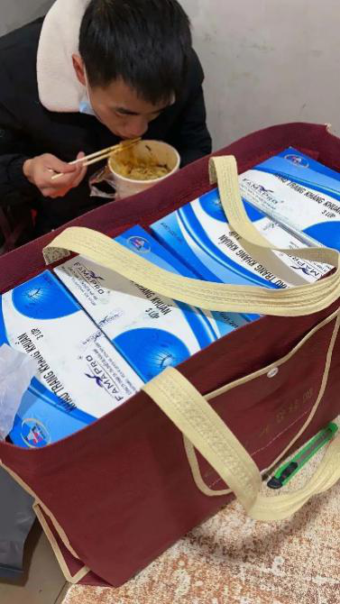 Image title Image title